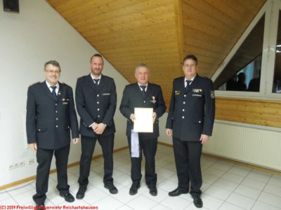 von links nach recht: Kommandant Bruno Dentz, stv. Kommandant Klaus Baumgärtner, Hauptlöschmeister Thomas Schilling und Unterkreisführer Oliver Kohlhepp. von links nach recht: Kommandant Bruno Dentz, stv. Kommandant Klaus Baumgärtner, Hauptlöschmeister Thomas Schilling und Unterkreisführer Oliver Kohlhepp.